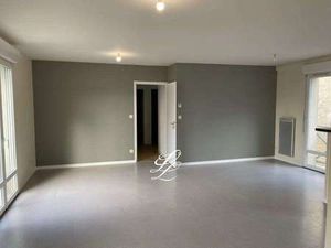 Location Appartement 3 pièces à Parçay-Meslay (37210) : à louer 3 pièces / 70m² Parçay-Mes