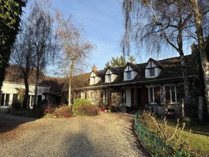 Corps de ferme rénové avec dépendance – Secteur calme – Perceneige (20 min de Sens)