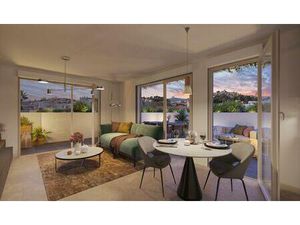 Appartement T4 de 87 7 m² à Cagnes-sur-Mer (06800)