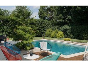 Maison Magny-le-Hongre 197 m² T-7 à vendre  1 195 000 €