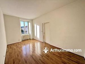 Location appartement 2 pièces 47 m² à Belfort (90000)