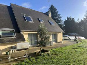 Vente Maison Piscine à Rostrenen (22110) : à vendre Piscine / 120m² Rostrenen