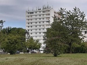 SPACIEUX T4 AVEC ASCENSEUR PROCHE CENTRE LUXEUIL