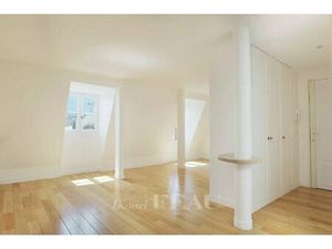 Paris VII - Avenue de Suffren