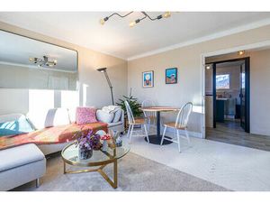 LAFORET IMMOBILIER - 'HESPERIS' - ANNECY - TRIANGLE D'OR - APPARTEMENT T4 de 75 52m2 - BAL