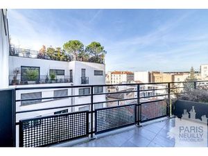 ASNIERES / VOLTAIRE-METRO GABRIEL PERI/ 2 PIECES + BALCON