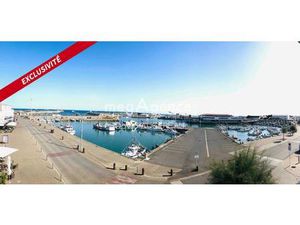 Studio  front de port