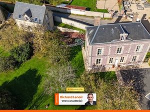 Magnifique propriété comprenant une Maison de maître et une maison d’amis sur 288 m2 en pl