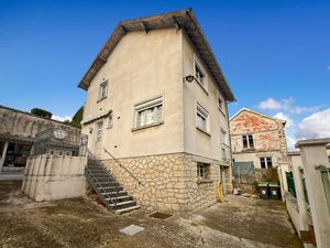Vente maison 8 pièces  132.00m²  Gaillon