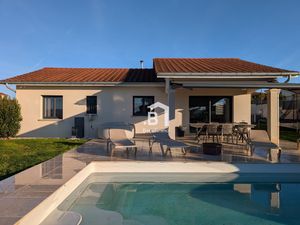 Maison de plain pied avec vue 360o quartier résidentiel