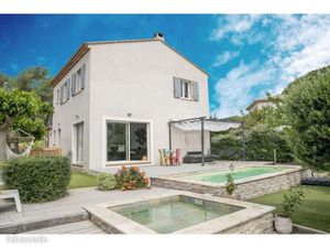 Maison 5 pièces 137 m²