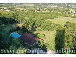 Maison 5 pièces 146 m²