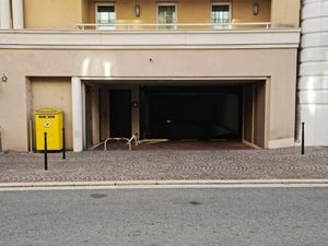Garage fermé dans résidence sécurisée Beaulieu-sur-Mer