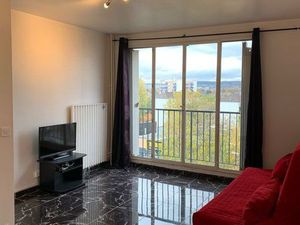 Appartement Meublé Tout équipé Avec Parking et possibilité d'aide aux logement APL