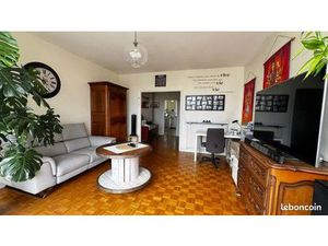 Appartement T3 - 72 m2 - Rue Nationale - Proche Gare