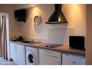 A louer à l'année studio