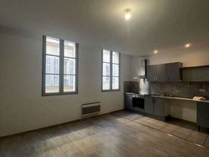 Appartement type 3 rénové de 50m2 avec balcon coté cour