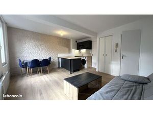 Studio 1 pièce 27 m²