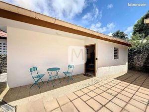 Studio 1 pièce 25 m²