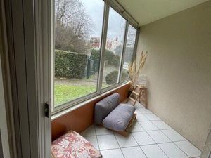 T2 Jolimont hypercentre avec véranda