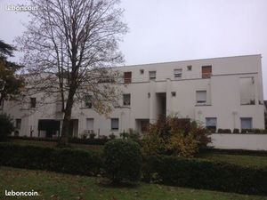 Disponible très prochainement – T1 bis 29m² meublé avec parking – Rue Croix Pasquier (Tour