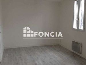 Location Appartement T1 à Landerneau (29800) : à louer T1 / 26m² Landerneau