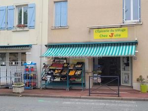 Vente locaux professionnels à Roanne (42300)  49 000 €