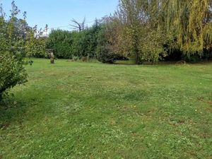 Vente terrain 671 m² à Lignan-de-Bordeaux (33360)  165 000 €
