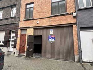 ENTREPÔT DE 120 m² À LOUER