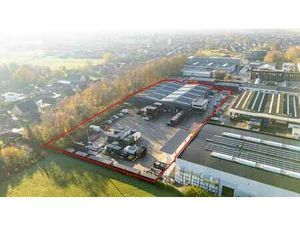 Bedrijfsgebouw van 3.526 m² met ruim verhard buitenterrein