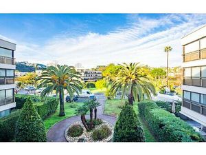 Location appartement  28.13 m² T-1 à Mandelieu-la-Napoule  693 €