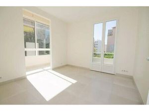 4 PIECES - NICE POETES