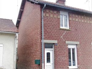 Vente immeuble 3 pièces 74 m² à Chauny (02300)  96 900 €