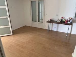 Location appartement 2 pièces 31 m² à Germigny-l'Evêque (77910)  672 €