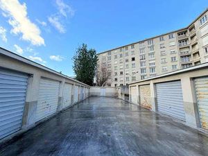 Vente Garage et parking à Rennes Fougères (35000) : à vendre / Rennes Fougères