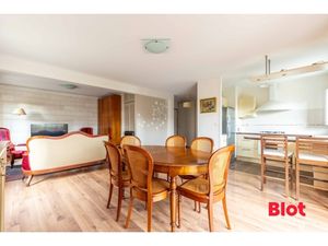 A VENDRE - Beau T4 de 77 44 m² avec terrasse et jardin totalisant 49m² - ACIGNÉ