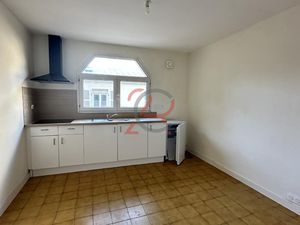 APPARTEMENT 2 PIECE AVEC BALCON