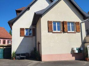 Spacieux 105m2  5 pièces  3 chambres  un appartement idéal pour une vie de famille confort