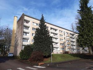 T4 AVEC BALCON PROCHE CENTRE LUXEUIL