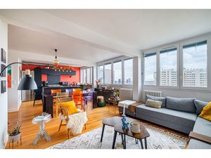 Plateau Croix Rousse et commerces - Vue superbe -