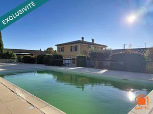 Appartement de 67m² grande terrasse avec 3 places de parking privatives