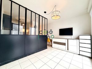 STUDIO 2 PAS DU CENTRE VILLE