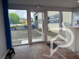 Local commercial Auch 570 m2
