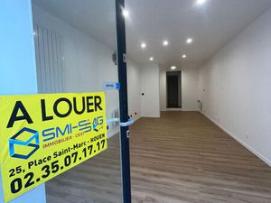 A louer  local commercial 61m2 - Rue de Crosne à Rouen  vieux marché