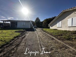 Maison d'environ 117 m2 avec dépendance sur une parcelle de