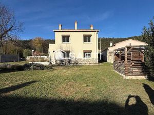 REYNES  MAISON 4 FACES  SUR TERRAIN DE 1500M2