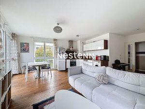 ISSY LES MOULINEAUX - QUARTIER FORT D'ISSY - Appartement 4 pièces avec 3 chambres et une t