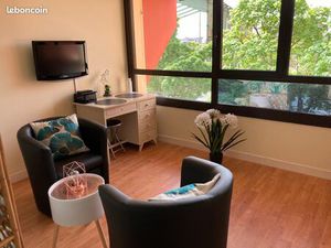 DAX proche arènes STUDIO 30M2