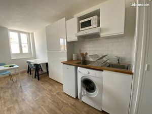 Studio meublé / Rue Bannier / hypercentre