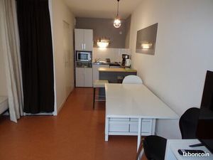 Studio meublé 30m² avec balcon et parking